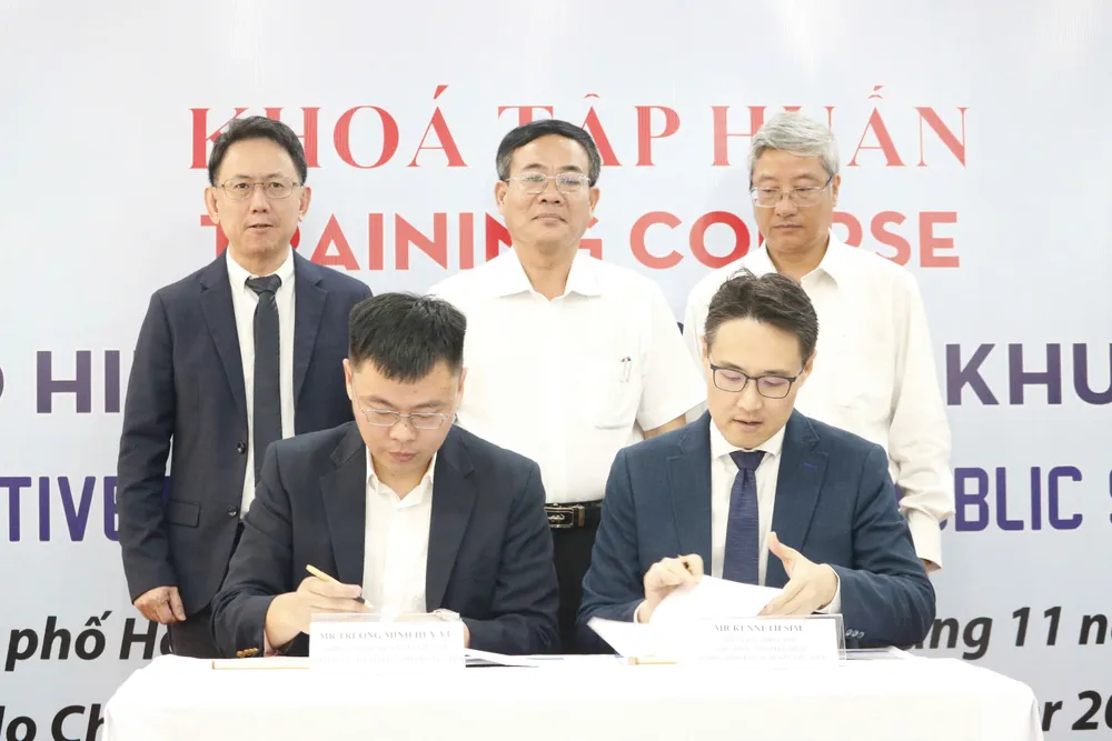 nền công vụ (3).jpg