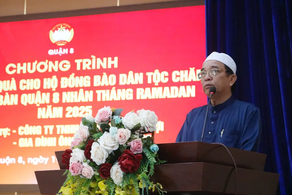 Trương Hòa Bình (5).jpg