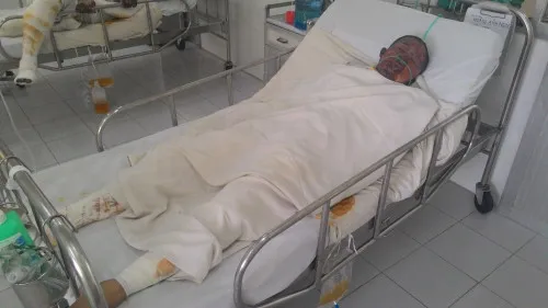 Thanh niên tạt xăng đốt cả bản thân để giải quyết mâu thuẫn ảnh 1