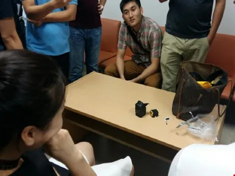 Vụ buôn lậu 80 lượng vàng trên máy bay, đơn vị quản lý nói gì? ảnh 1