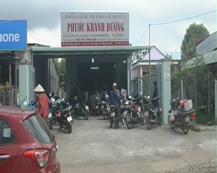 Phát hiện phòng khám bán thuốc mốc, không rõ nguồn gốc ảnh 4