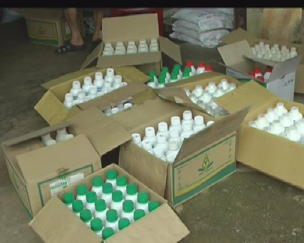 Phát hiện nhiều thuốc bảo vệ thực vật bị xóa hạn dùng ảnh 1