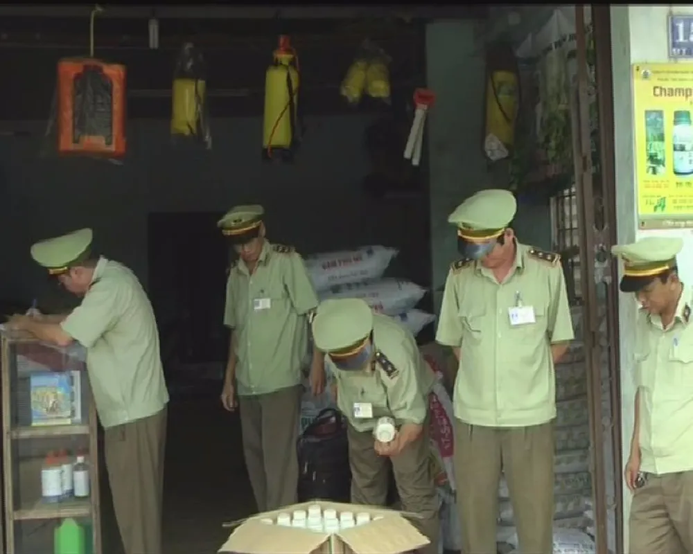 Phát hiện nhiều thuốc bảo vệ thực vật bị xóa hạn dùng ảnh 3