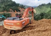 Sẵn sàng ngăn đập, nắn sông Rào Trăng tìm 12 người mất tích