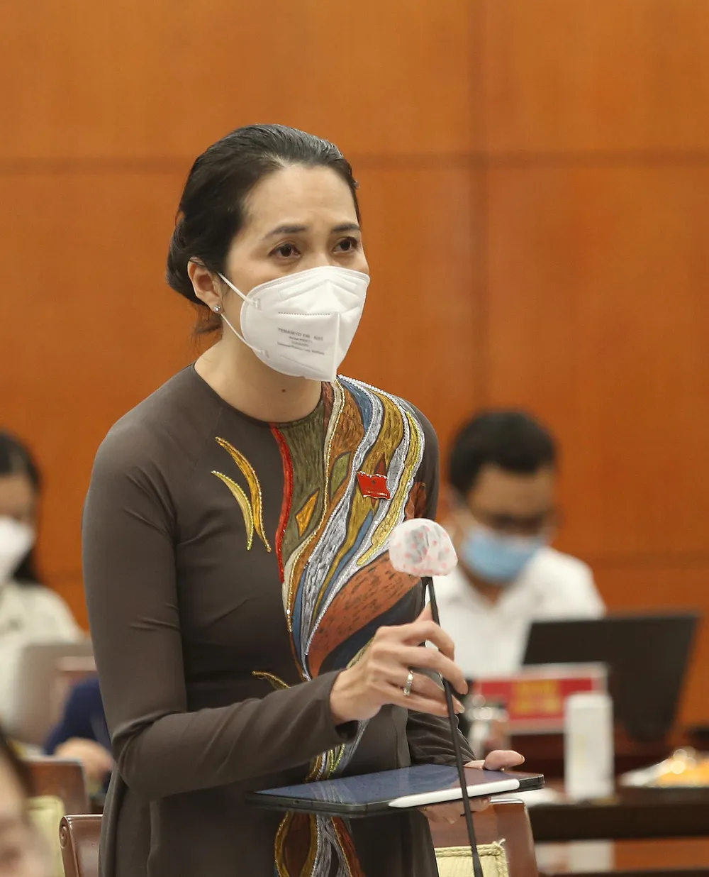 Đại biểu Nguyễn Thị Việt Tú. Đại biểu Nguyễn Thị Việt Tú.