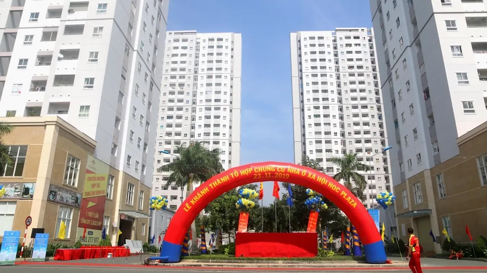 Nghị định 49/2021 của Chính phủ về phát triển và quản lý nhà ở xã hội có hiệu lực từ tháng 4-2021 bắt buộc phải xây dựng nhà ở xã hội trong dự án. Ảnh: QUANG HUY