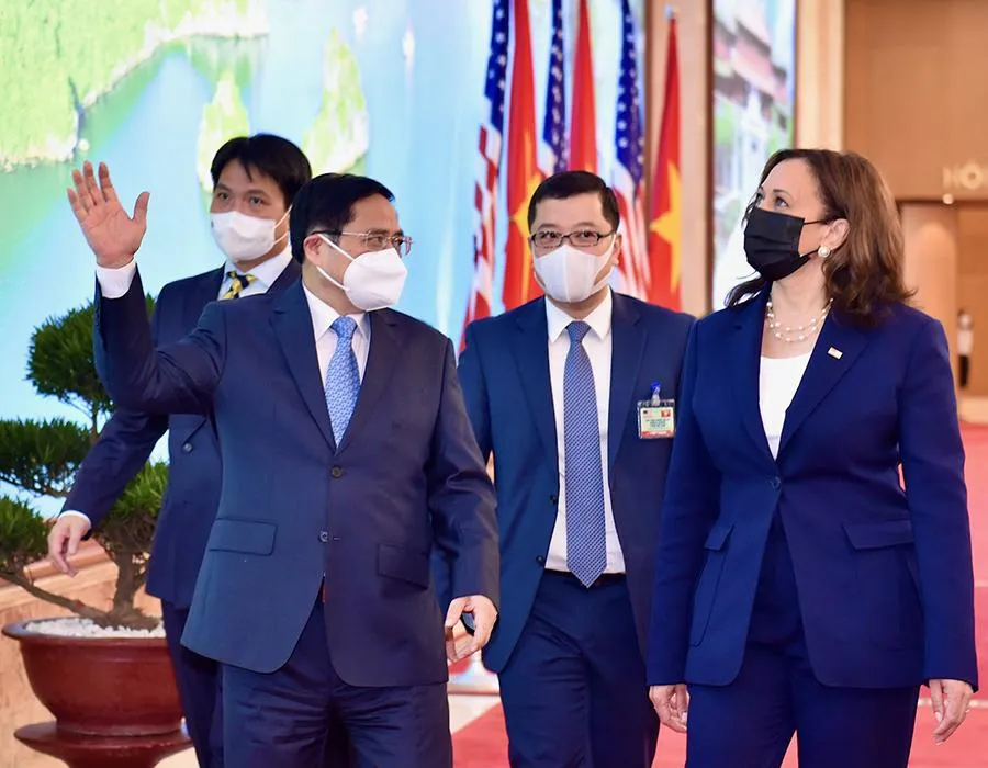 Thủ tướng Phạm Minh Chính tiếp Phó Tổng thống Mỹ Kamala Harris trong chuyến thăm Việt Nam ngày 25-8-2021. Ảnh: VGP