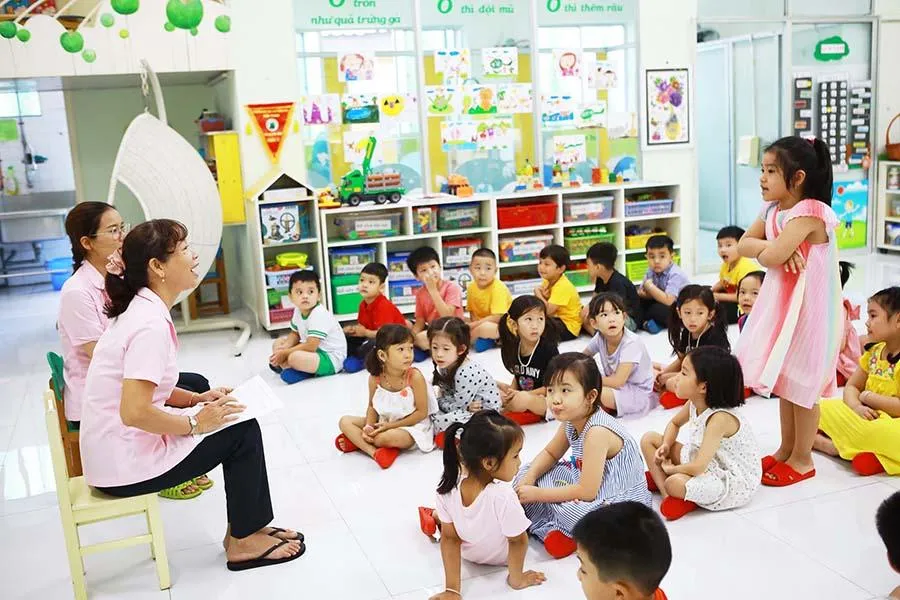 Học sinh Trường Mầm non 19-5, quận 1, TP.HCM trong giờ học. Ảnh: NGUYỆT NHI