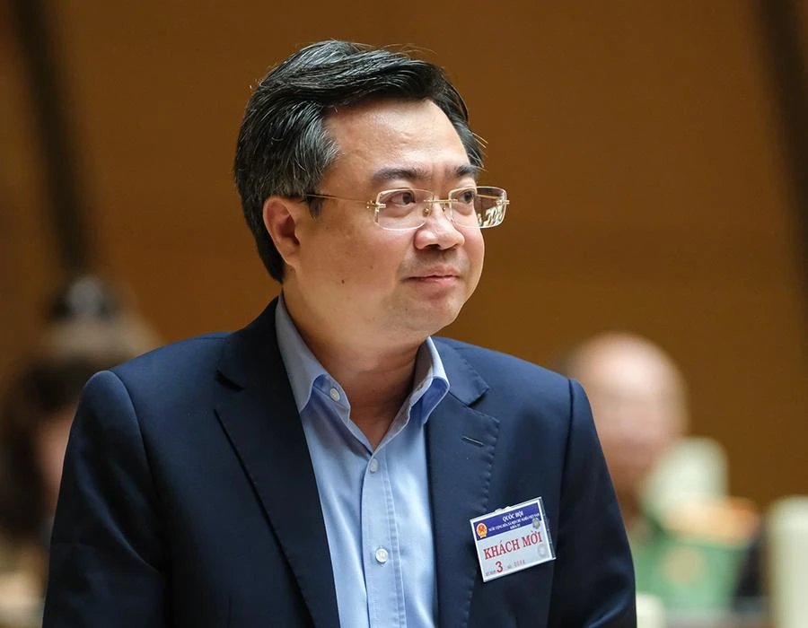 Bộ trưởng Bộ Xây dựng Nguyễn Thanh Nghị: “Xin trân trọng tiếp thu các ý kiến đóng góp của đại biểu Quốc hội…”. Ảnh: Quochoi.vn