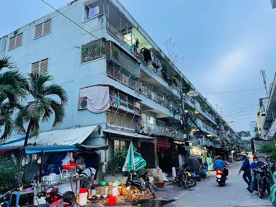 Chung cư Nguyễn Kim, quận 10 là một trong những chung cư cũ sẽ được cải tạo trong giai đoạn 2021-2025. Ảnh: VIỆT HOA Chung cư Nguyễn Kim, quận 10 là một trong những chung cư cũ sẽ được cải tạo trong giai đoạn 2021-2025. Ảnh: VIỆT HOA