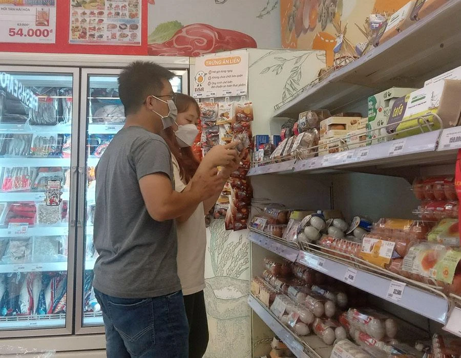 Giá trứng gà, trứng vịt vừa tăng. Ảnh: TÚ UYÊN