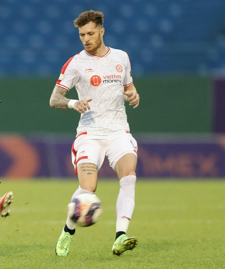 Viettel dở đều trên sân Hà Tĩnh nhưng chủ nhà chỉ có 1 điểm vì không biết ghi bàn. Ảnh: A.PHƯƠNG