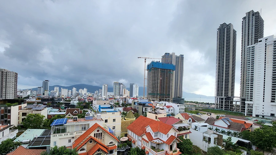 Ngày càng có nhiều dự án căn hộ thương mại, nhà ở xã hội được đầu tư xây dựng tại Đà Nẵng. Ảnh: TẤN VIỆT