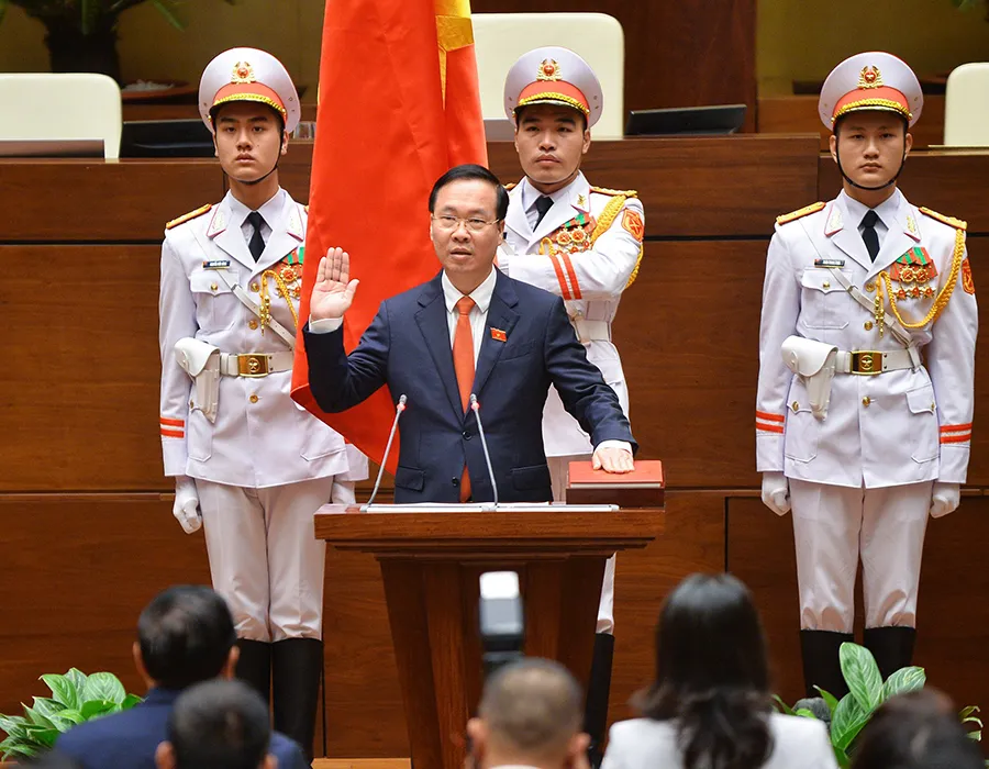 Tân Chủ tịch nước Võ Văn Thưởng tuyên thệ nhậm chức. Ảnh: PHẠM THẮNG Tân Chủ tịch nước Võ Văn Thưởng tuyên thệ nhậm chức. Ảnh: PHẠM THẮNG