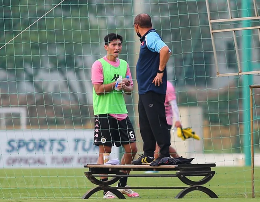 HLV Park Hang-seo có thể sẽ trở lại và cố vấn cho đội bóng mà học trò Đoàn Văn Hậu đang thi đấu. Ảnh: VIETNAM PLUS HLV Park Hang-seo có thể sẽ trở lại và cố vấn cho đội bóng mà học trò Đoàn Văn Hậu đang thi đấu. Ảnh: VIETNAM PLUS