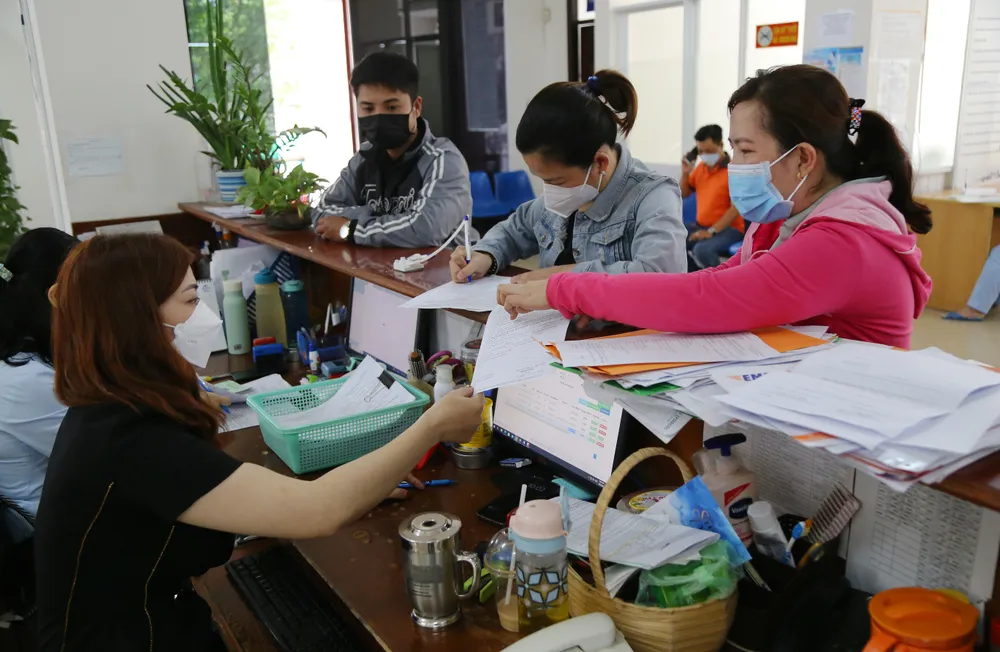 Để tạo sự chuyển động tích cực cho hệ thống công quyền thì tất yếu cần những người có bản lĩnh, dám nghĩ khác và làm khác. Ảnh: HOÀNG GIANG