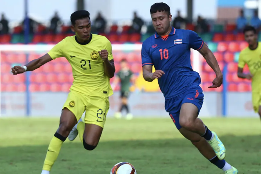 Cái thua 0-2 trước Thái Lan khiến U-22 Malaysia rơi vào thế chỉ còn một cửa thắng U-22 Việt Nam nếu muốn vào bán kết. Ảnh: FAM
