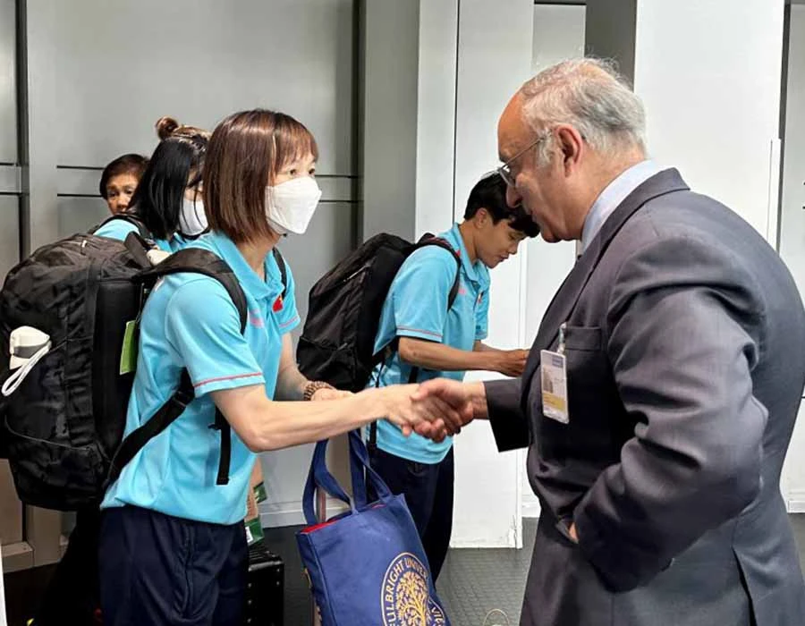Các tuyển thủ nữ Việt Nam được đón tiếp tại Đức trong chuyến tập huấn quan trọng tại châu Âu trước vòng chung kết World Cup 2023. Ảnh: VFF