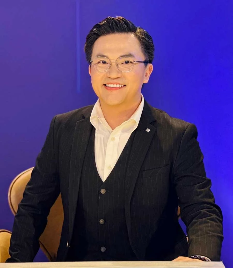 Nghệ sĩ Đại Nghĩa trở lại sân khấu sau năm năm theo đuổi nghề MC và các dự án nghệ thuật khác. Ảnh: NVCC