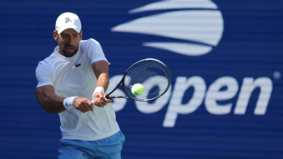 Djokovic tái chiếm ngôi vị số 1 từ tay Carlos Alcaraz sau trận mở màn giải Mỹ mở rộng. Ảnh: GETTY IMAGES