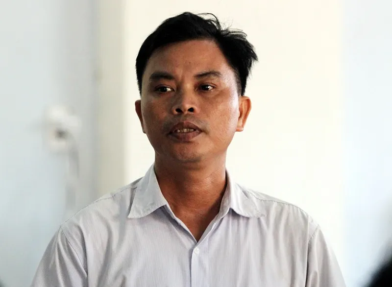 Chủ tịch xã bị cách chức vì để rừng bị phá tan hoang ảnh 2