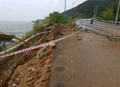 Đắk Lắk: Nhiều nhà dân bị ngập, 1 người mất tích ảnh 6 1 cháu bé tử vong do lũ ở Khánh Hòa