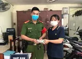 Cảnh sát giao thông trả lại tài sản cho người đánh rơi ảnh 1 Công an Bình Thạnh tìm người đánh rơi 200 triệu đồng