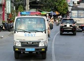 CSGT dùng xe tuần tra chở sản phụ sinh non đi cấp cứu 