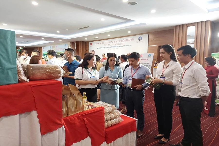 Sản phẩm nông nghiệp Đắk Lắk được trưng bày.