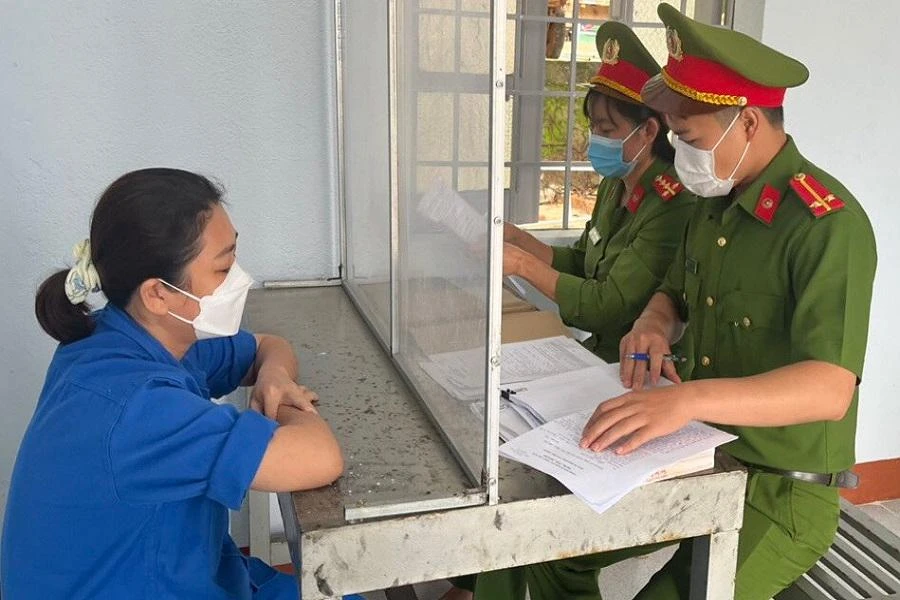 Bích tại cơ quan điều tra. Ảnh QM