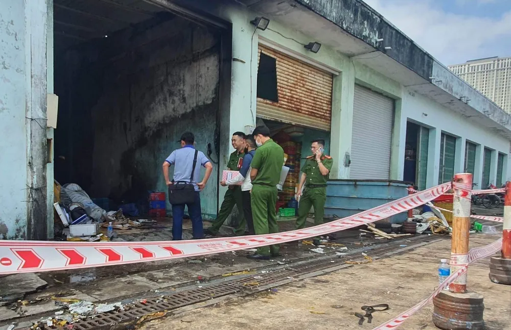 Nguyên nhân vụ cháy đang được điều tra. Ảnh: NT Nguyên nhân vụ cháy đang được điều tra. Ảnh: NT