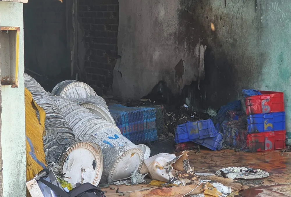 Vụ cháy khiến một người tử vong, một người bị thương nặng. Ảnh: NT Vụ cháy khiến một người tử vong, một người bị thương nặng. Ảnh: NT