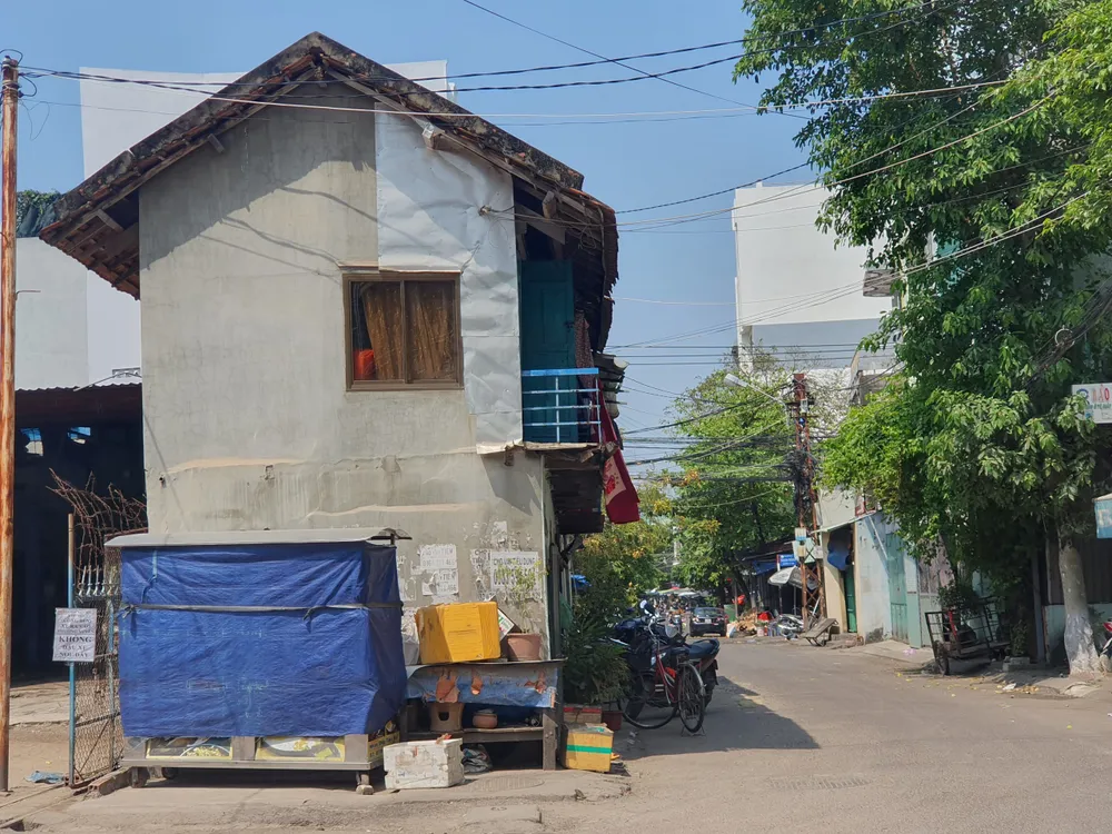 Khu đất tại 01 Phạm Hồng Thái được quy hoạch dự án nhiều năm nhưng chưa triển khai. Ảnh QN Khu đất tại 01 Phạm Hồng Thái được quy hoạch dự án nhiều năm nhưng chưa triển khai. Ảnh QN