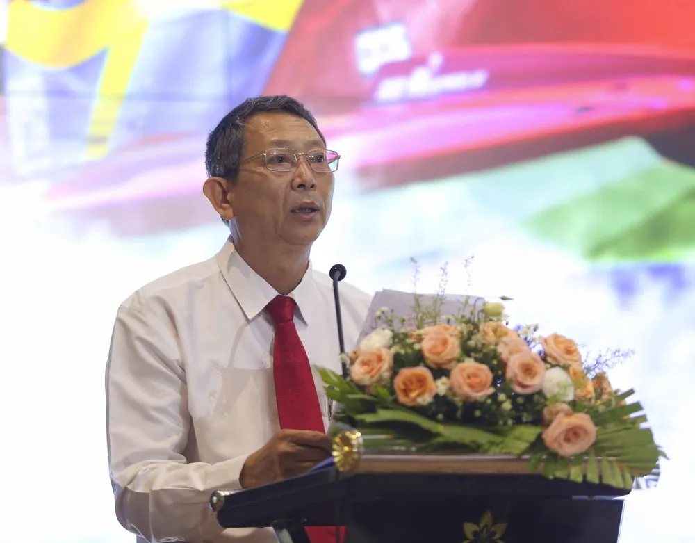 Ông Trần Văn Thanh, Giám đốc Sở Du lịch Bình Định phát biểu tại hội nghị . Ảnh QN Ông Trần Văn Thanh, Giám đốc Sở Du lịch Bình Định phát biểu tại hội nghị . Ảnh QN