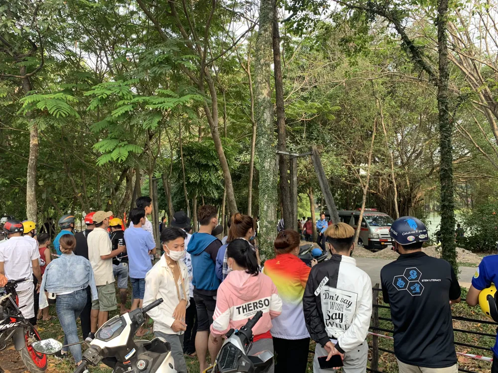 Tìm thấy thi thể 2 người chìm dưới hồ nước ở Bình Dương ảnh 1