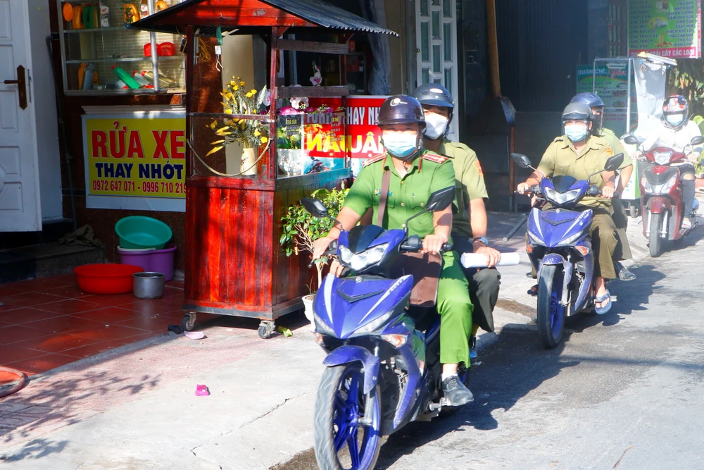 Thứ trưởng Bộ Y tế: Tiêm vaccine COVID-19 diện rộng cho công nhân ở Bình Dương ảnh 3