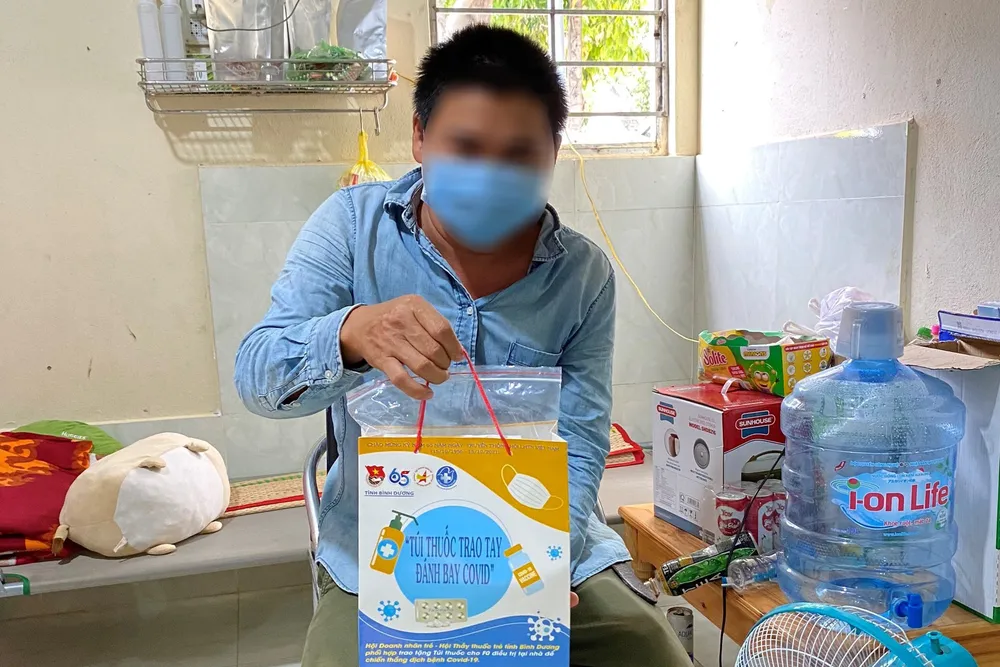 Hơn 10.000 túi thuốc điều trị COVID của Đoàn thanh niên Bình Dương đến tay F0 ảnh 8