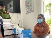 Bắt quả tang vụ mua bán không phép kít test nhanh COVID-19 ở Phú Yên