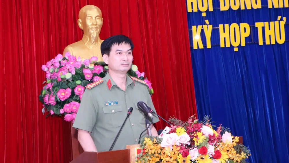 Đại tá Trịnh Ngọc Quyên, Giám đốc Công an tỉnh Bình Dương, lý giải việc thẻ CCCD chưa chuyển đến tay người dân. Ảnh: LA Đại tá Trịnh Ngọc Quyên, Giám đốc Công an tỉnh Bình Dương, lý giải việc thẻ CCCD chưa chuyển đến tay người dân. Ảnh: LA