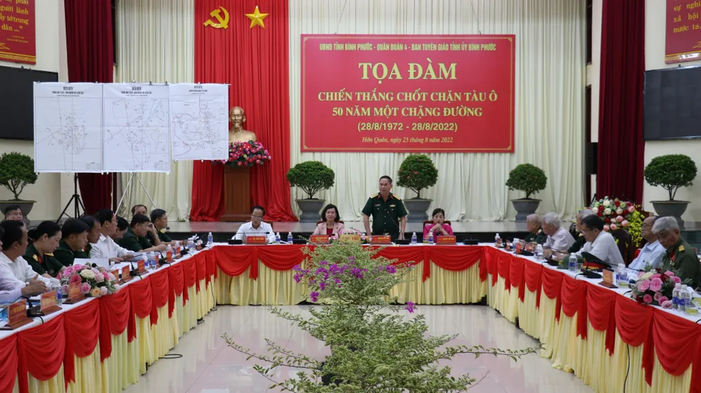 Tọa đàm “Chiến thắng chốt chặn Tàu Ô- 50 năm một chặng đường”. Ảnh: LA Tọa đàm “Chiến thắng chốt chặn Tàu Ô- 50 năm một chặng đường”. Ảnh: LA