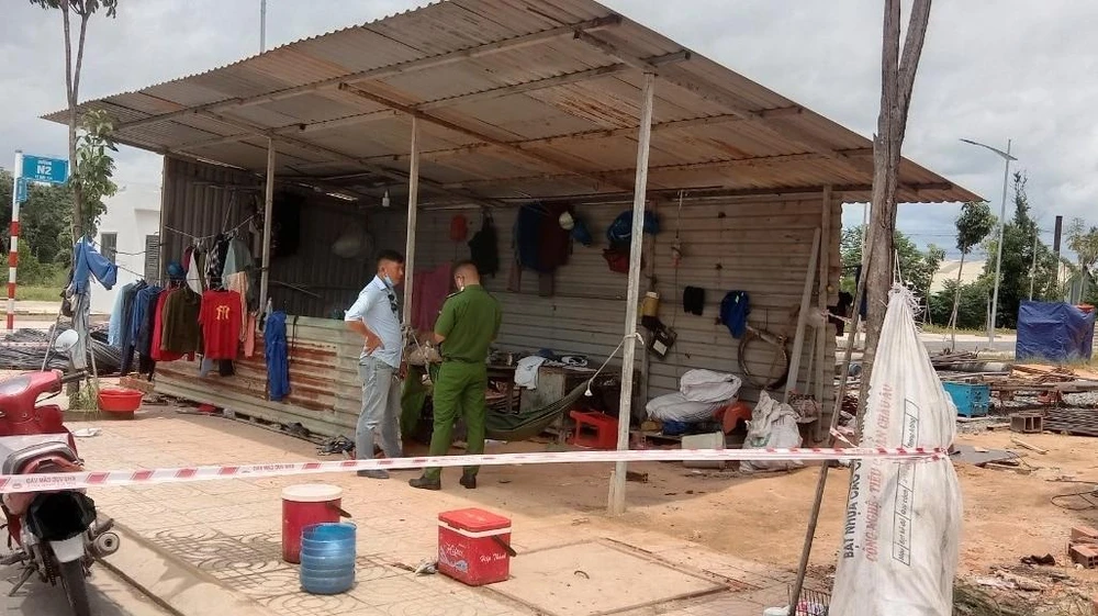 Công trình xây dựng nơi ông N bị đâm chết. Ảnh: CACC