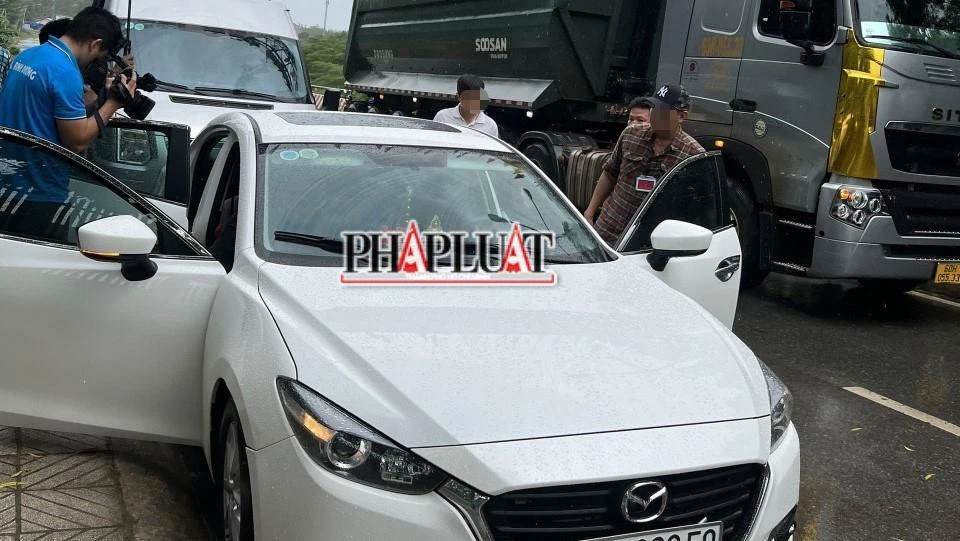 Chiếc xe chở Như mang trẻ sơ sinh đi bán bị bắt tại huyện Dầu Tiếng. Ảnh: TS