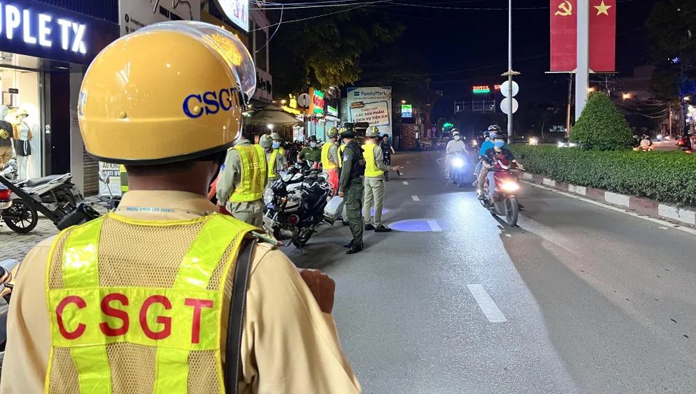 Tổ tuần tra 171 toàn tỉnh liên tục tuần tra đảm bảo tình hình ANTT. Ảnh: LÊ ÁNH