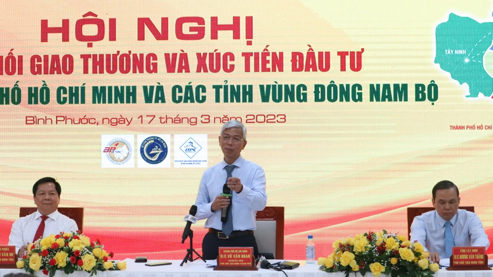Ông Võ Văn Hoan, Phó Chủ tịch UBND TP.HCM, khẳng định tiến trình phát triển của TP không thể tách rời các tỉnh lân cận. Ảnh: LA