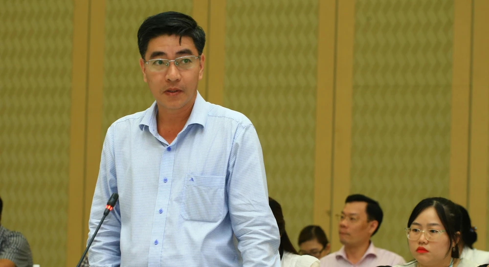 Ông Phạm Văn Tuyên, Phó giám đốc Sở Lao động-Thương binh và Xã hội tỉnh Bình Dương cho rằng thông tin sai sự thật khiến các công nhân hoang mang, lo lắng. Ảnh: LA