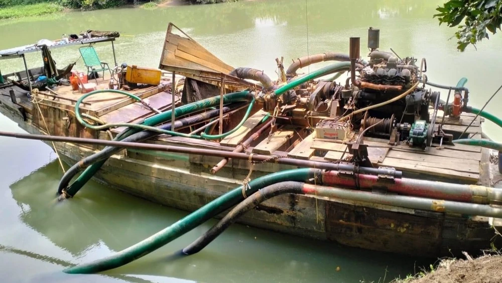 Vụ việc được bàn giao cho Công an huyện Dầu Tiếng xử lý. Ảnh: CACC