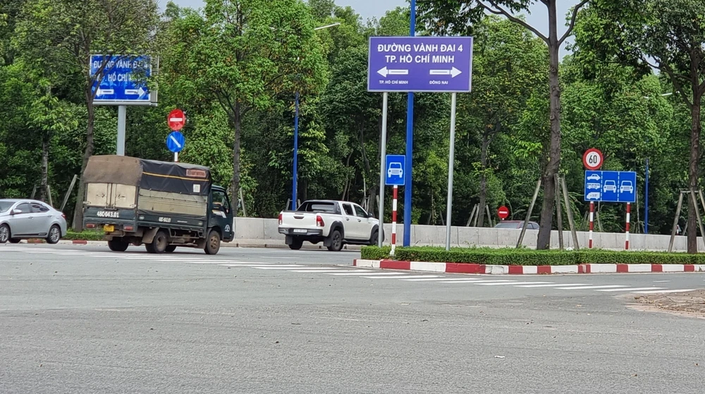 Tuyến đường Vành đai 4 đoạn qua Bình Dương. Ảnh: LA