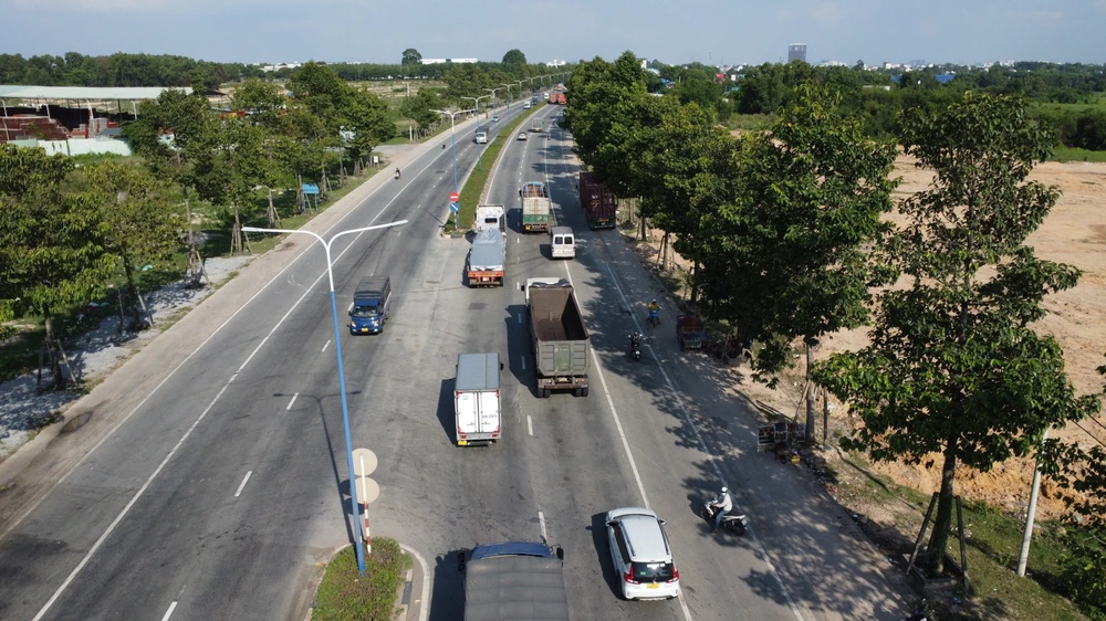 Đoạn nút giao thông Tân Vạn đến nút giao Bình Chuẩn trung vào đường Mỹ Phước-Tân Vạn mà tỉnh Bình Dương đã xây dựng trước đó.