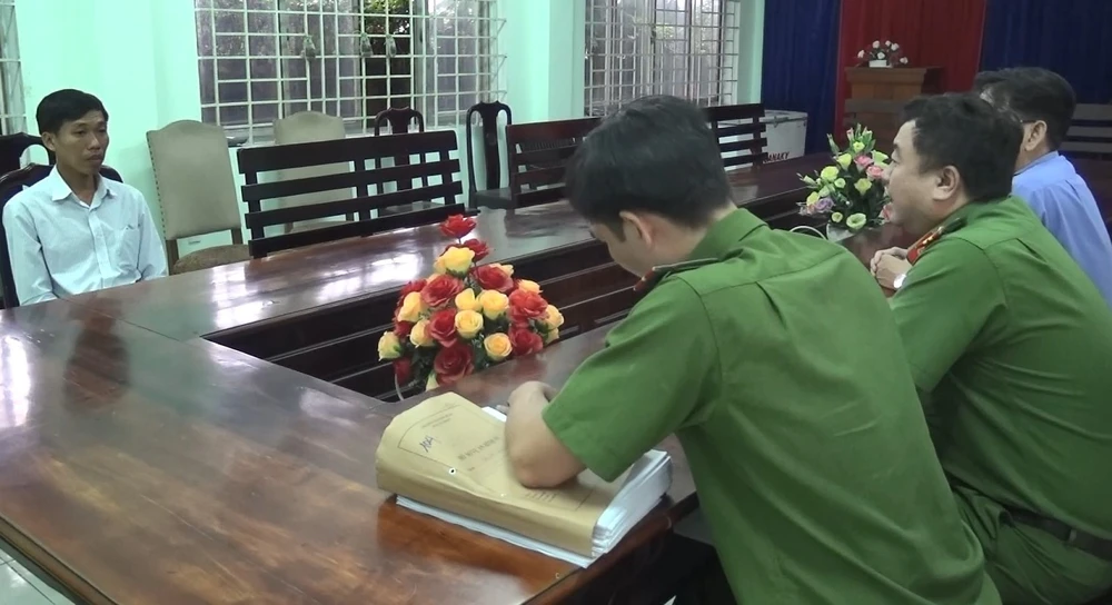 Từng bị nhắc nhở nhưng Thắng vẫn viết bài xuyên tạc. Ảnh: CACC xuyên tạc đường lối của đảng (2).jpg