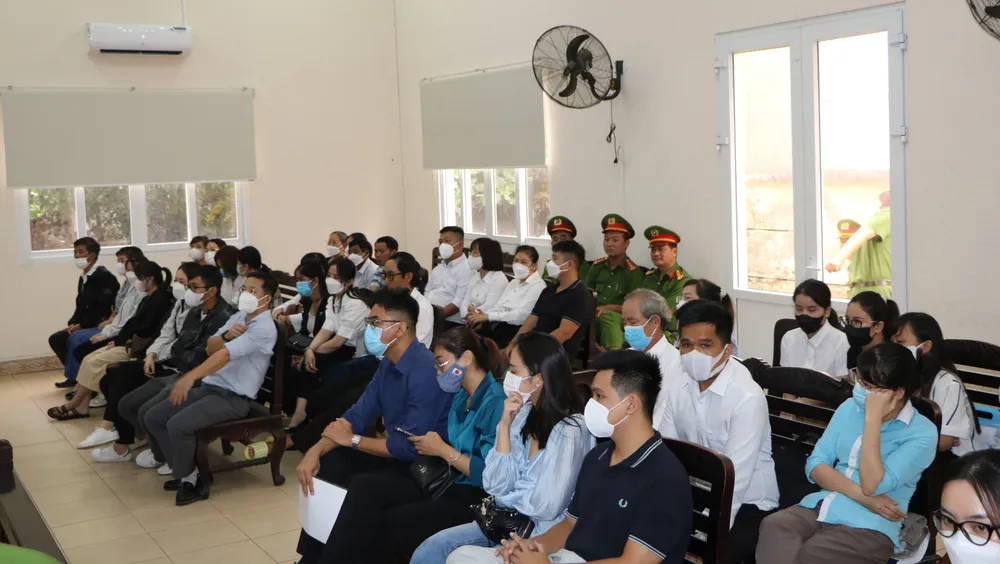 cự giám đốc sở (9).JPG